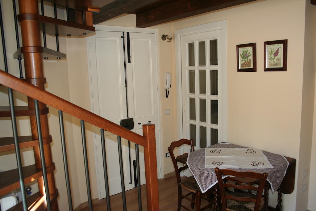 Ferienwohnung Acasamia Cagliari Zimmer foto